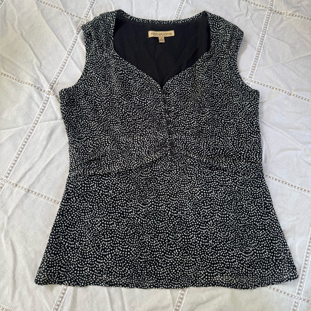 Notations Black and White Fitted Sleeveless Blouse